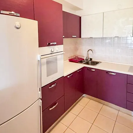 Stylish One Bedroom Podgorica